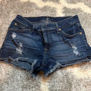 EUC 7 for all Mankind denim cutoff shorts size 26